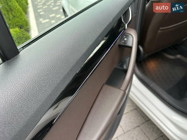 Белый Шкода Октавия, объемом двигателя 1.97 л и пробегом 232 тыс. км за 13980 $, фото 5 на Automoto.ua