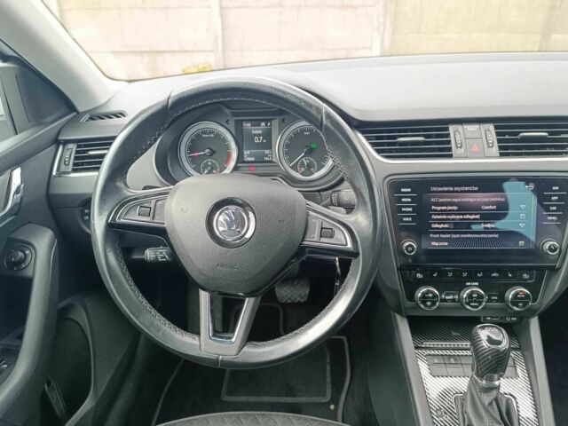 Белый Шкода Октавия, объемом двигателя 2 л и пробегом 179 тыс. км за 10200 $, фото 17 на Automoto.ua