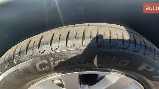 Білий Шкода Октавія, об'ємом двигуна 1.6 л та пробігом 197 тис. км за 14800 $, фото 47 на Automoto.ua