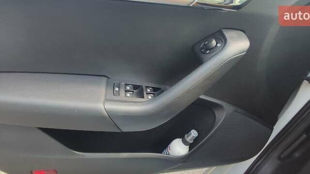 Белый Шкода Октавия, объемом двигателя 1.6 л и пробегом 186 тыс. км за 14900 $, фото 19 на Automoto.ua