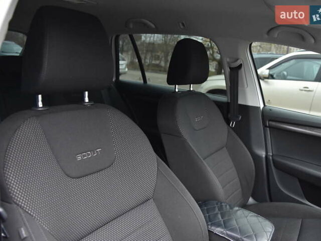 Белый Шкода Октавия, объемом двигателя 1.97 л и пробегом 246 тыс. км за 18300 $, фото 20 на Automoto.ua