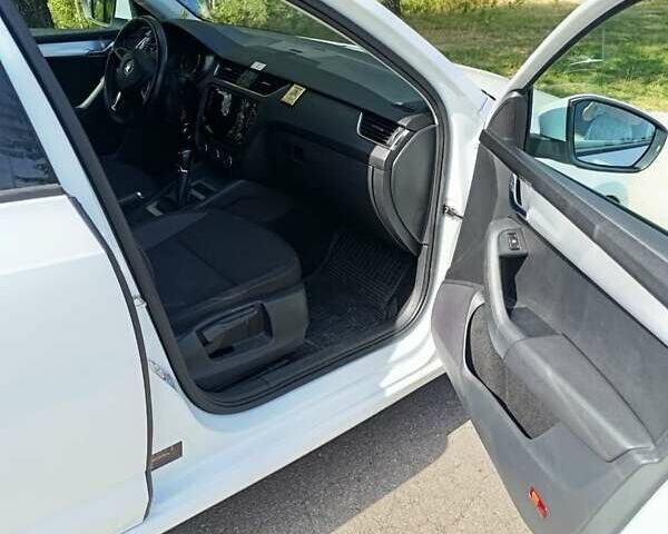 Білий Шкода Октавія, об'ємом двигуна 2 л та пробігом 258 тис. км за 13200 $, фото 9 на Automoto.ua
