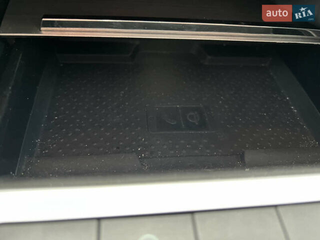 Білий Шкода Октавія, об'ємом двигуна 1.6 л та пробігом 195 тис. км за 14800 $, фото 28 на Automoto.ua