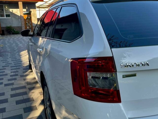 Белый Шкода Октавия, объемом двигателя 1.6 л и пробегом 208 тыс. км за 11699 $, фото 11 на Automoto.ua