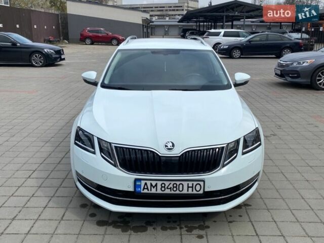 Белый Шкода Октавия, объемом двигателя 1.97 л и пробегом 147 тыс. км за 17500 $, фото 1 на Automoto.ua