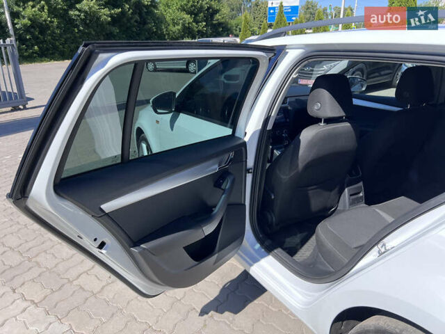 Белый Шкода Октавия, объемом двигателя 1.97 л и пробегом 116 тыс. км за 19990 $, фото 30 на Automoto.ua