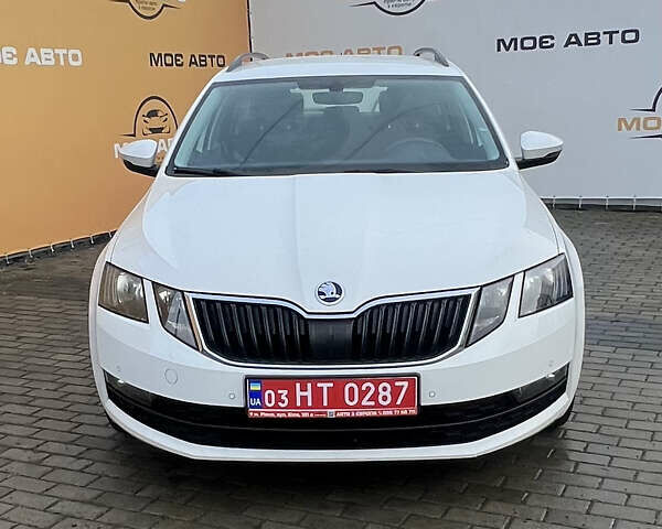 Білий Шкода Октавія, об'ємом двигуна 1.97 л та пробігом 210 тис. км за 14500 $, фото 1 на Automoto.ua