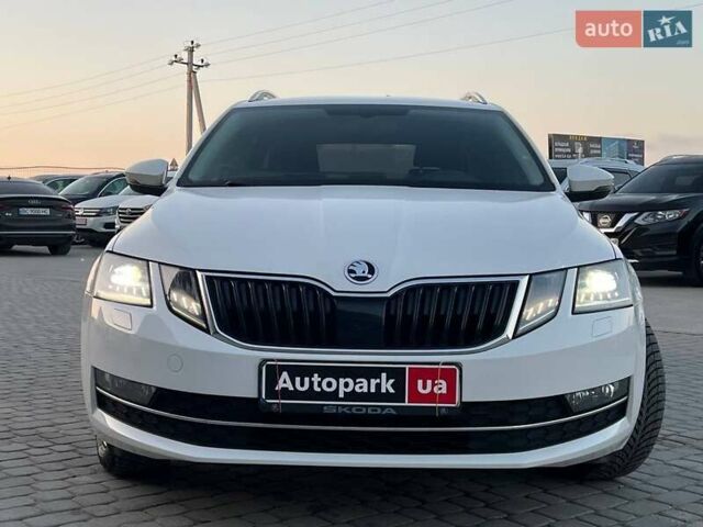 Білий Шкода Октавія, об'ємом двигуна 1.6 л та пробігом 302 тис. км за 14290 $, фото 1 на Automoto.ua