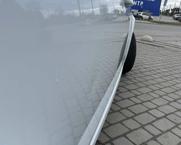 Белый Шкода Октавия, объемом двигателя 1.6 л и пробегом 290 тыс. км за 13000 $, фото 19 на Automoto.ua