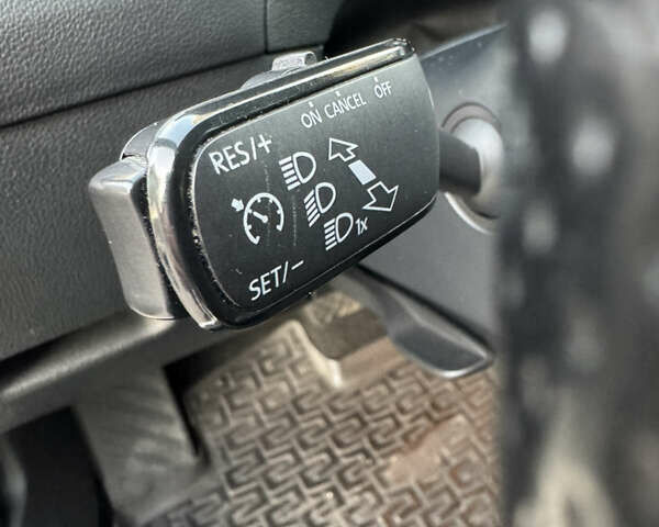 Білий Шкода Октавія, об'ємом двигуна 1.8 л та пробігом 130 тис. км за 16150 $, фото 9 на Automoto.ua