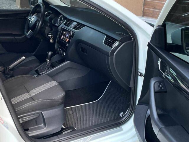 Белый Шкода Октавия, объемом двигателя 2 л и пробегом 324 тыс. км за 15699 $, фото 22 на Automoto.ua