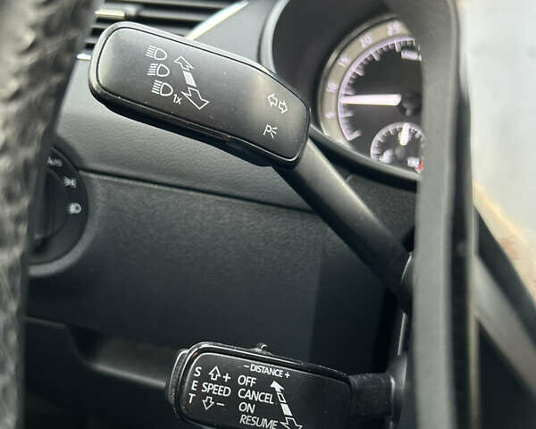 Белый Шкода Октавия, объемом двигателя 1.97 л и пробегом 244 тыс. км за 12800 $, фото 7 на Automoto.ua