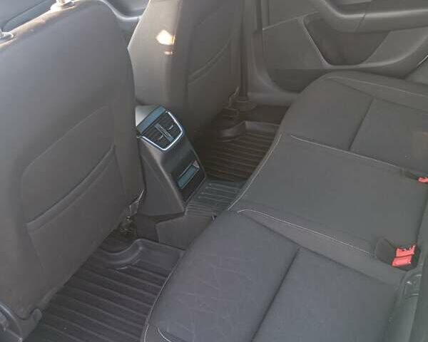 Білий Шкода Октавія, об'ємом двигуна 1.6 л та пробігом 223 тис. км за 15950 $, фото 16 на Automoto.ua