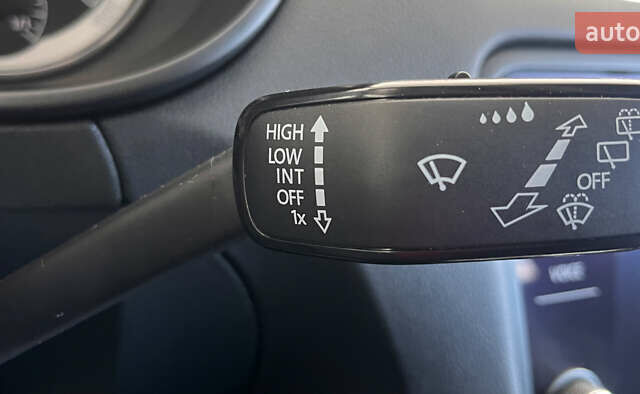 Белый Шкода Октавия, объемом двигателя 1.6 л и пробегом 209 тыс. км за 15950 $, фото 11 на Automoto.ua