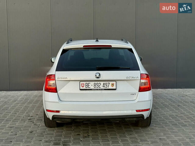 Белый Шкода Октавия, объемом двигателя 1.97 л и пробегом 236 тыс. км за 15700 $, фото 5 на Automoto.ua