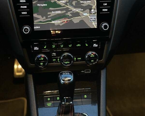 Белый Шкода Октавия, объемом двигателя 1.97 л и пробегом 260 тыс. км за 17900 $, фото 23 на Automoto.ua