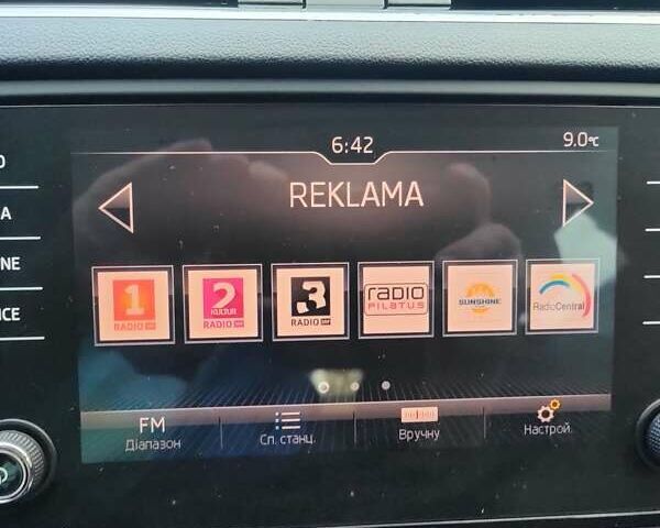 Белый Шкода Октавия, объемом двигателя 2 л и пробегом 271 тыс. км за 14399 $, фото 23 на Automoto.ua