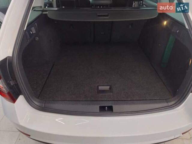 Білий Шкода Октавія, об'ємом двигуна 1.97 л та пробігом 231 тис. км за 16900 $, фото 28 на Automoto.ua