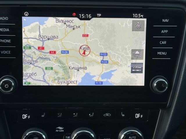 Белый Шкода Октавия, объемом двигателя 1.8 л и пробегом 130 тыс. км за 16150 $, фото 10 на Automoto.ua