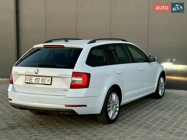 Белый Шкода Октавия, объемом двигателя 1.97 л и пробегом 236 тыс. км за 15700 $, фото 4 на Automoto.ua