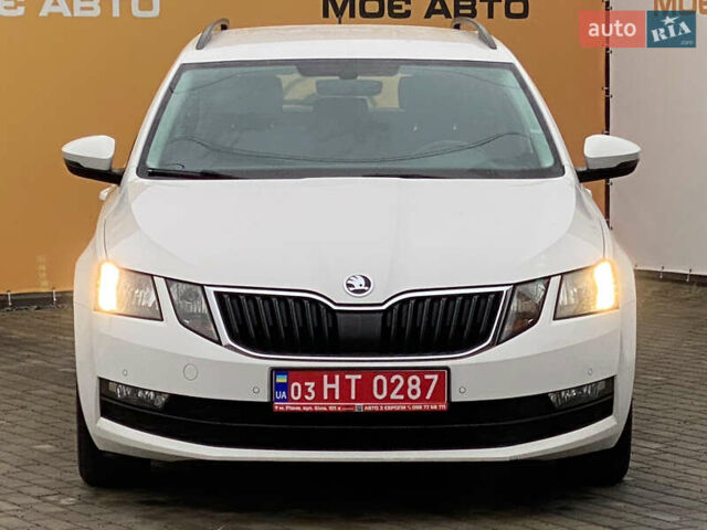 Белый Шкода Октавия, объемом двигателя 1.97 л и пробегом 210 тыс. км за 13999 $, фото 7 на Automoto.ua