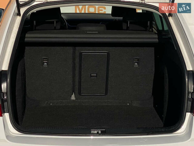 Білий Шкода Октавія, об'ємом двигуна 1.97 л та пробігом 210 тис. км за 14500 $, фото 26 на Automoto.ua