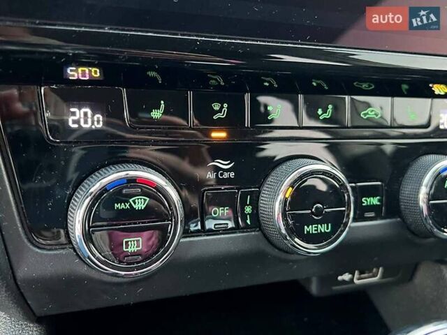 Білий Шкода Октавія, об'ємом двигуна 1.6 л та пробігом 302 тис. км за 14290 $, фото 30 на Automoto.ua