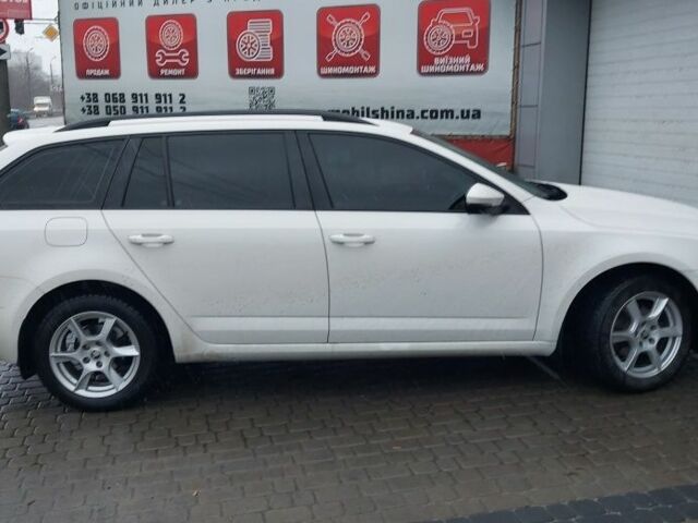Білий Шкода Октавія, об'ємом двигуна 1.6 л та пробігом 178 тис. км за 14700 $, фото 7 на Automoto.ua