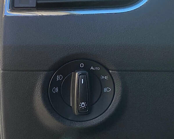 Білий Шкода Октавія, об'ємом двигуна 1.97 л та пробігом 210 тис. км за 14500 $, фото 24 на Automoto.ua