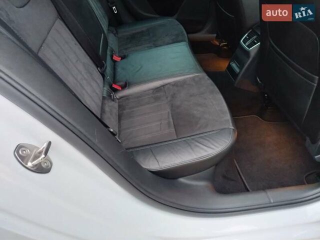 Білий Шкода Октавія, об'ємом двигуна 1.97 л та пробігом 231 тис. км за 16900 $, фото 16 на Automoto.ua