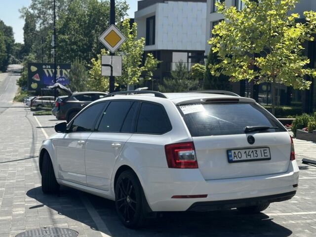 Білий Шкода Октавія, об'ємом двигуна 1.6 л та пробігом 300 тис. км за 12800 $, фото 4 на Automoto.ua