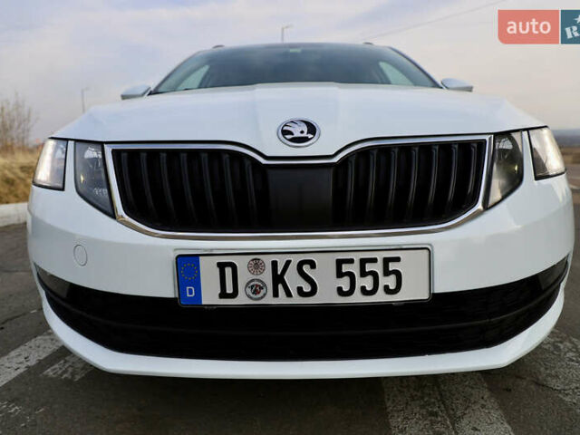 Белый Шкода Октавия, объемом двигателя 1.97 л и пробегом 167 тыс. км за 11900 $, фото 27 на Automoto.ua