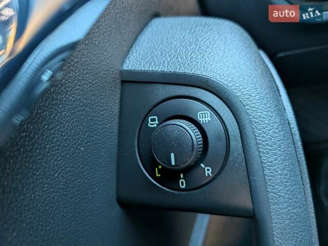 Білий Шкода Октавія, об'ємом двигуна 1.6 л та пробігом 210 тис. км за 14350 $, фото 40 на Automoto.ua