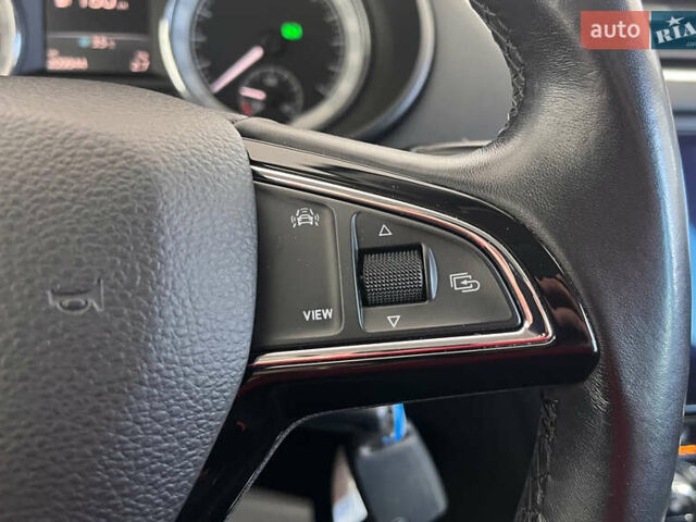 Белый Шкода Октавия, объемом двигателя 1.6 л и пробегом 209 тыс. км за 15950 $, фото 9 на Automoto.ua