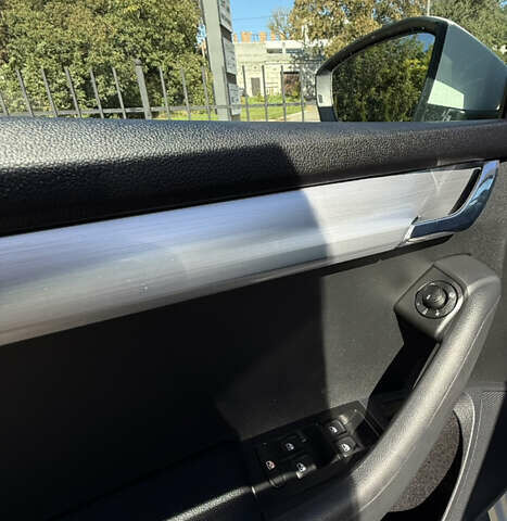 Белый Шкода Октавия, объемом двигателя 1.6 л и пробегом 196 тыс. км за 14200 $, фото 18 на Automoto.ua