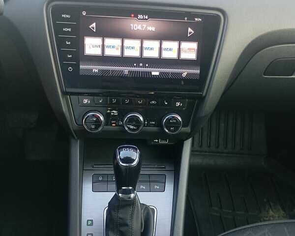 Білий Шкода Октавія, об'ємом двигуна 1.6 л та пробігом 223 тис. км за 15950 $, фото 21 на Automoto.ua