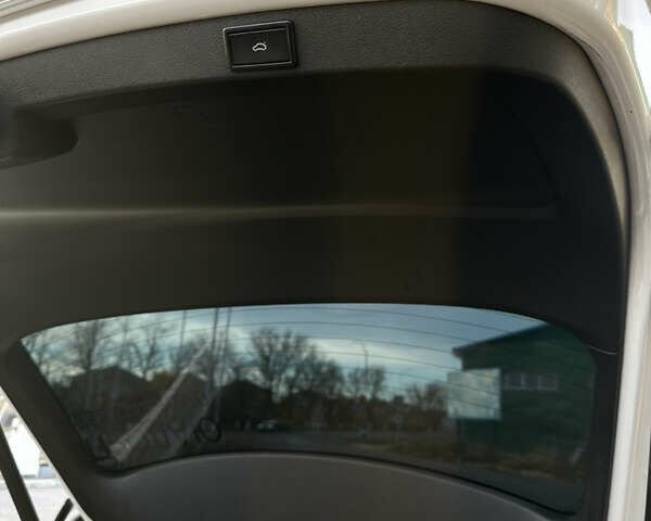 Білий Шкода Октавія, об'ємом двигуна 1.97 л та пробігом 225 тис. км за 15499 $, фото 13 на Automoto.ua