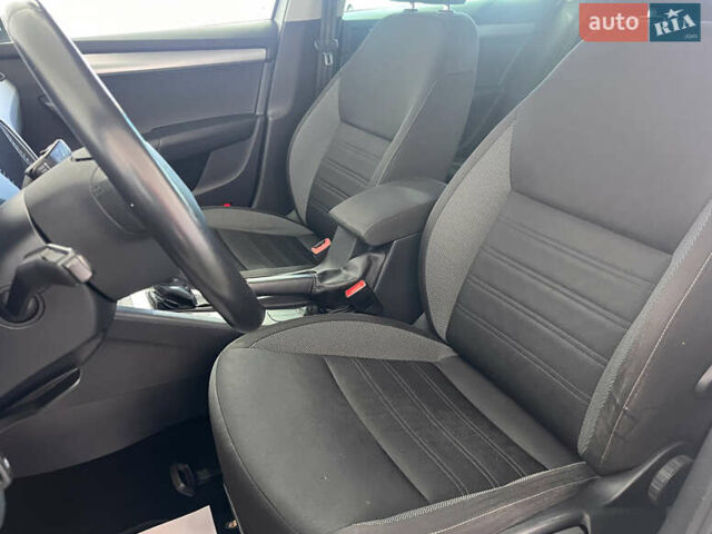 Белый Шкода Октавия, объемом двигателя 1.6 л и пробегом 209 тыс. км за 15950 $, фото 6 на Automoto.ua