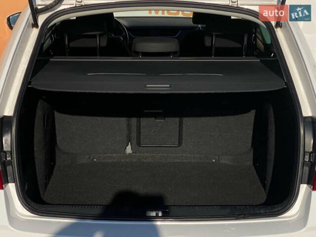 Білий Шкода Октавія, об'ємом двигуна 1.97 л та пробігом 210 тис. км за 14500 $, фото 28 на Automoto.ua