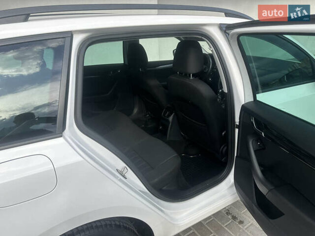 Шкода Октавия 2018 в Львове на Automoto.ua Белый Шкода Октавия, объемом двигателя 1.97 л и пробегом 198 тыс. км за 13600 $, фото 19 на Automoto.ua