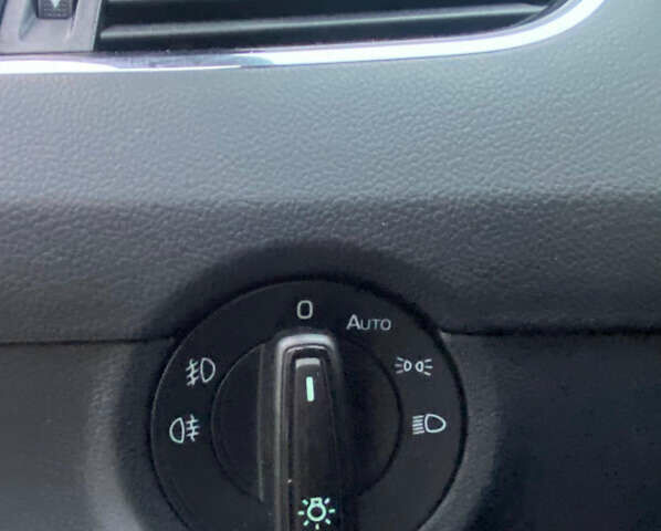 Белый Шкода Октавия, объемом двигателя 1.97 л и пробегом 210 тыс. км за 13999 $, фото 13 на Automoto.ua