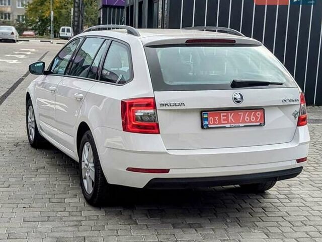 Белый Шкода Октавия, объемом двигателя 1.6 л и пробегом 250 тыс. км за 11900 $, фото 15 на Automoto.ua