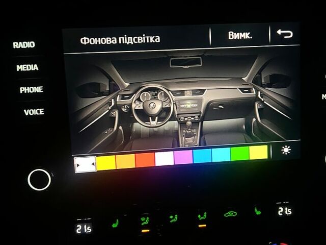 Белый Шкода Октавия, объемом двигателя 20 л и пробегом 250 тыс. км за 15999 $, фото 11 на Automoto.ua
