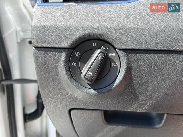 Белый Шкода Октавия, объемом двигателя 1.97 л и пробегом 116 тыс. км за 19990 $, фото 13 на Automoto.ua