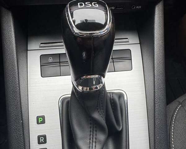Білий Шкода Октавія, об'ємом двигуна 1.98 л та пробігом 279 тис. км за 15900 $, фото 21 на Automoto.ua
