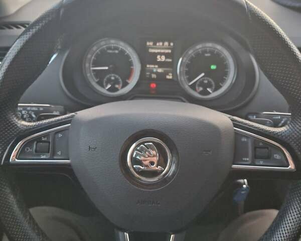 Белый Шкода Октавия, объемом двигателя 1.6 л и пробегом 240 тыс. км за 14100 $, фото 10 на Automoto.ua