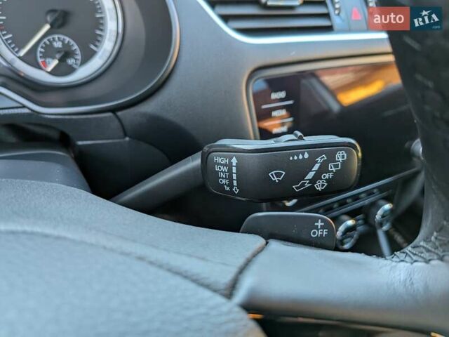 Білий Шкода Октавія, об'ємом двигуна 1.6 л та пробігом 210 тис. км за 14350 $, фото 32 на Automoto.ua