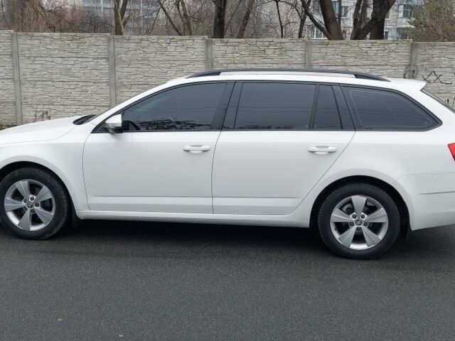 Білий Шкода Октавія, об'ємом двигуна 1.6 л та пробігом 178 тис. км за 14700 $, фото 2 на Automoto.ua