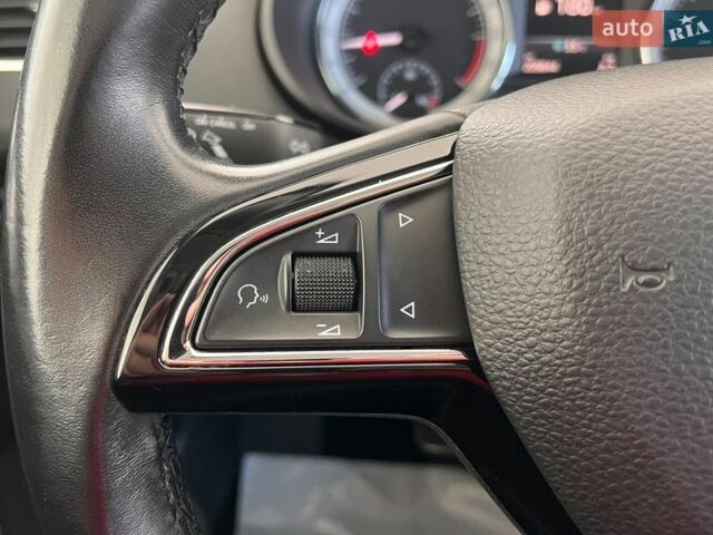 Белый Шкода Октавия, объемом двигателя 1.6 л и пробегом 209 тыс. км за 15150 $, фото 13 на Automoto.ua