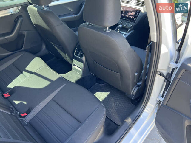 Белый Шкода Октавия, объемом двигателя 1.97 л и пробегом 116 тыс. км за 19990 $, фото 28 на Automoto.ua